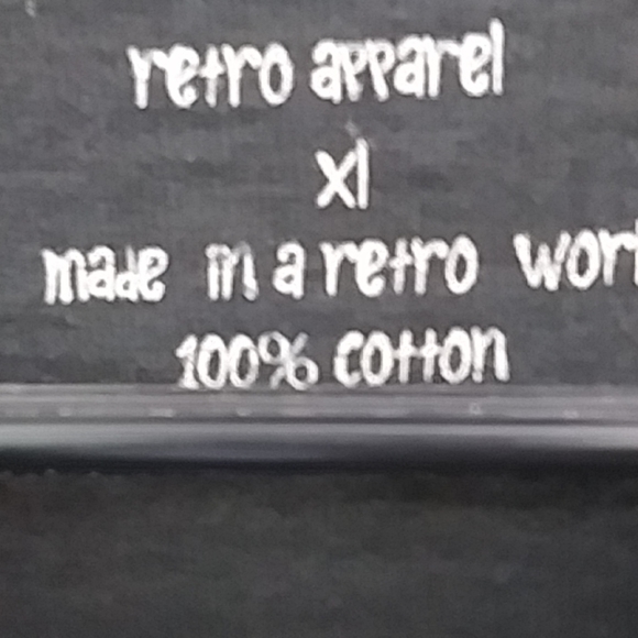 Retro tee - Picture 3 of 3